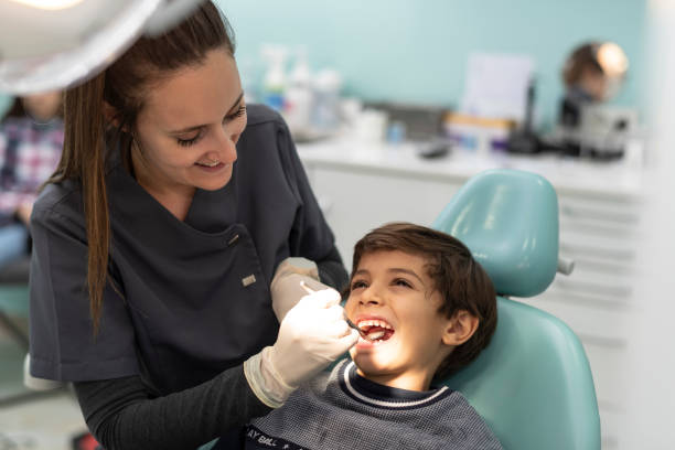 Best Emergency Gum Treatment in Asbury, IA